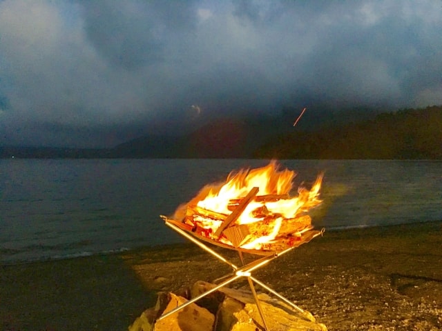 冬キャンプ 焚き火